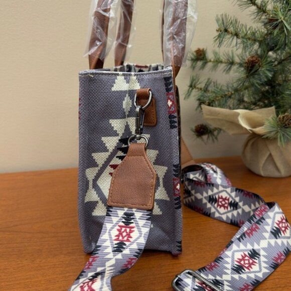 Wrangler Mini Tote Lavender Southwestern Aztec Guitar strap Crossbody Purse - Picture 5 of 9